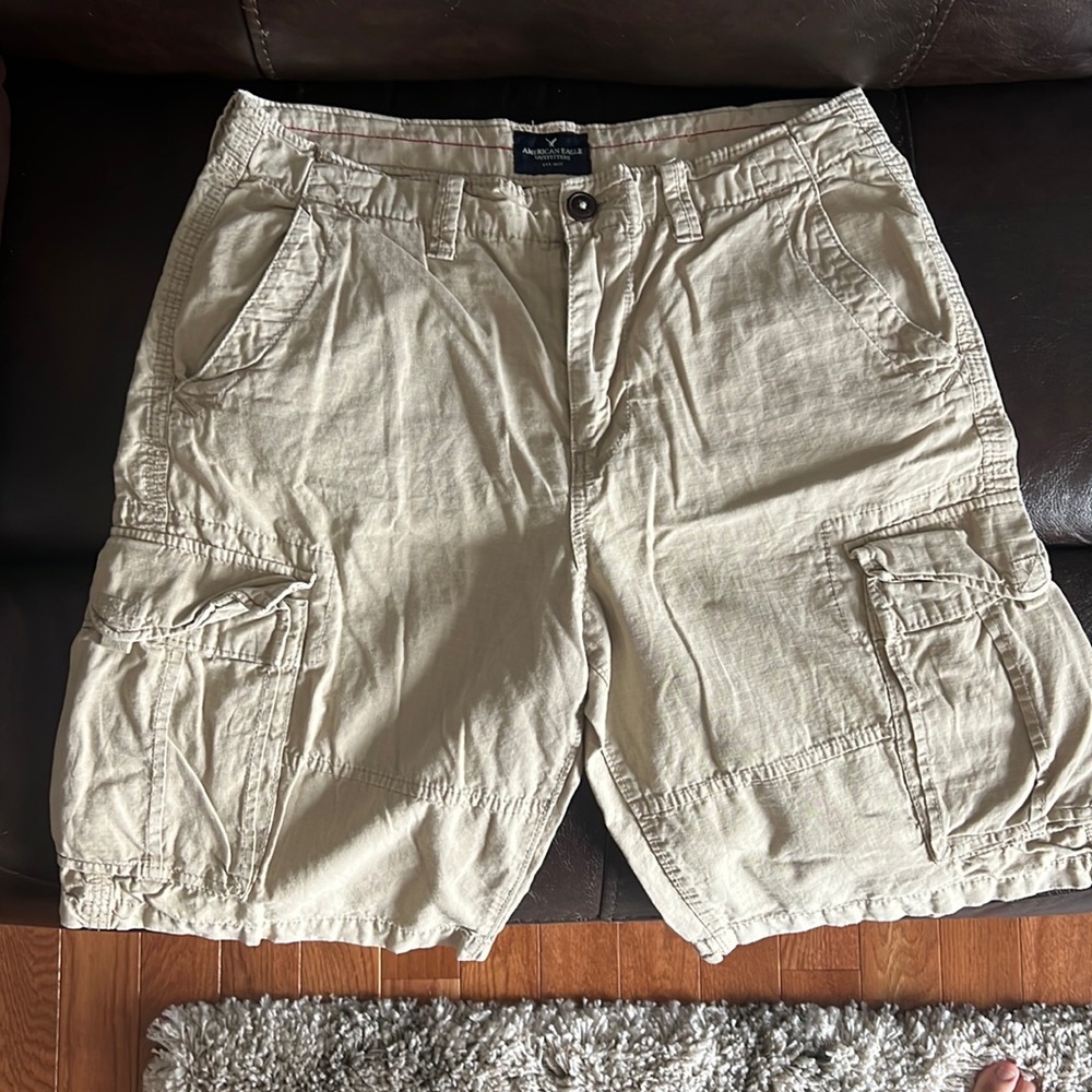 American Eagle Cargo longboard shorts